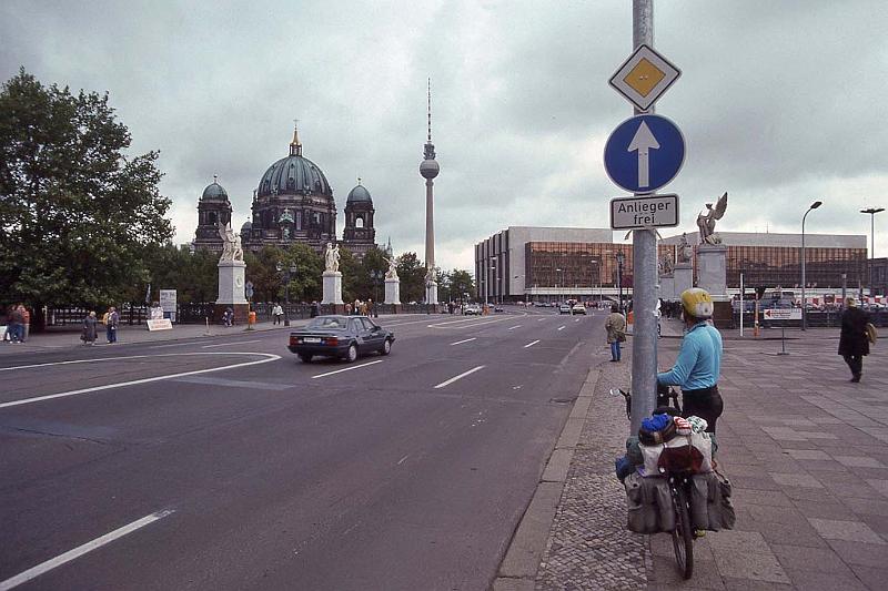 WT 3700 377-25 Germany-2.jpg